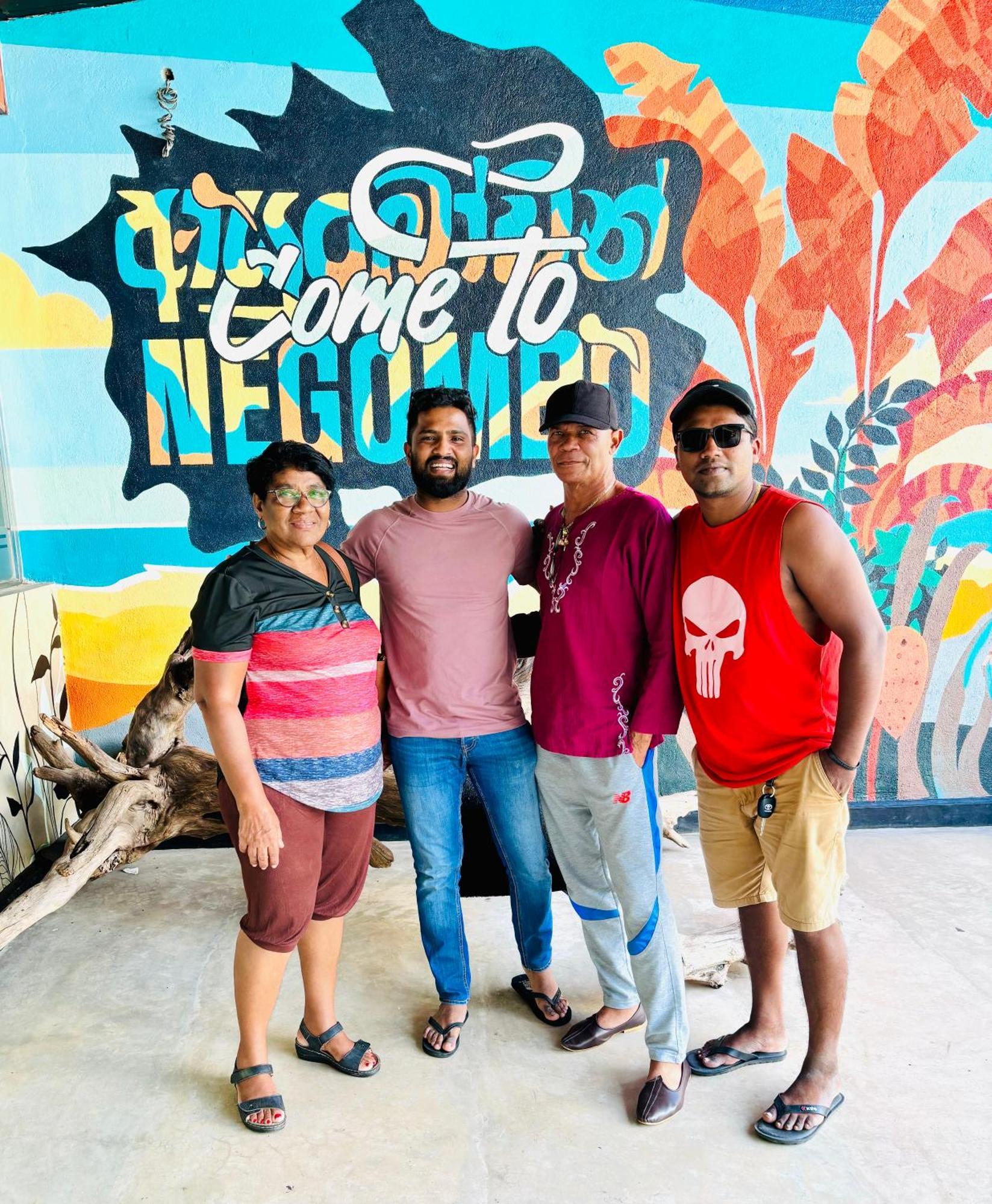 The Alexis'S Guest House Negombo Esterno foto