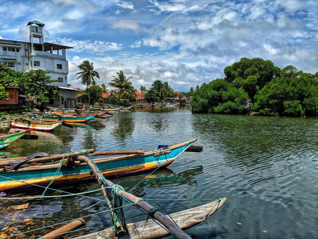 The Alexis'S Guest House Negombo Esterno foto